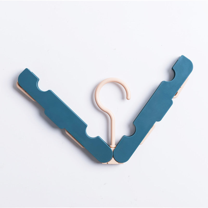Foldable Travel Hanger – Portable, Space-Saving Clothes Organizer