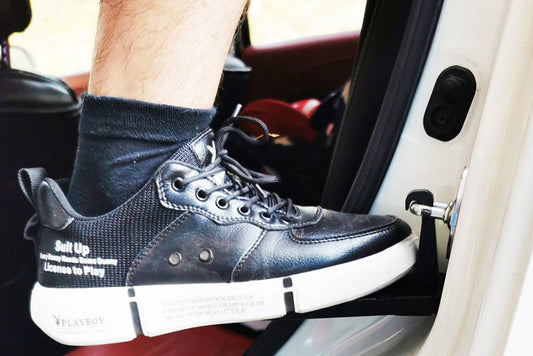 Axora Heavy-Duty Car Doorstep | Portable Roof Access Step - 250kg Load Capacity